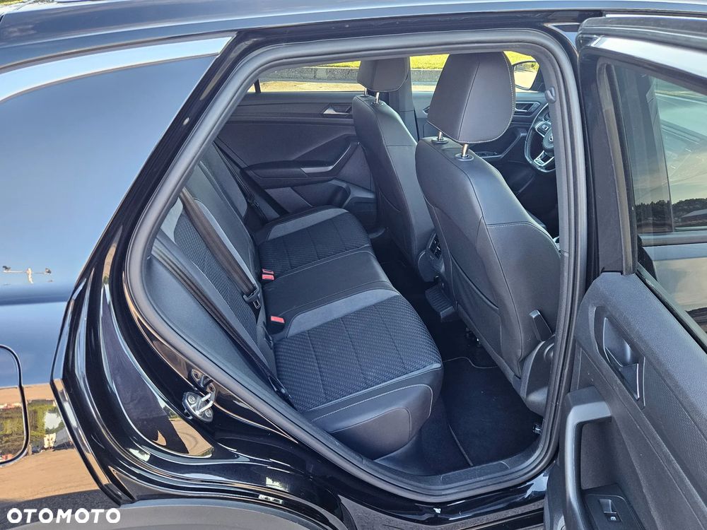 Volkswagen T-Roc 1.5 TSI OPF DSG R-Line - 28