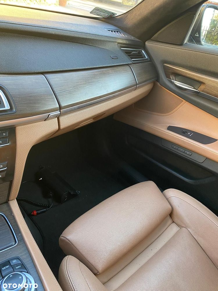 BMW Seria 7 740d xDrive Edition Exclusive - 8