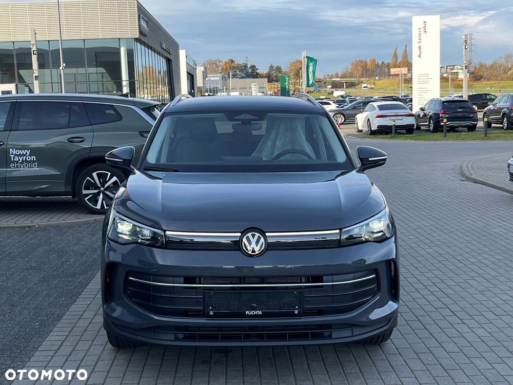 Volkswagen Tiguan - 2