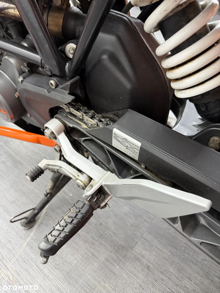 KTM Duke 125 - 21