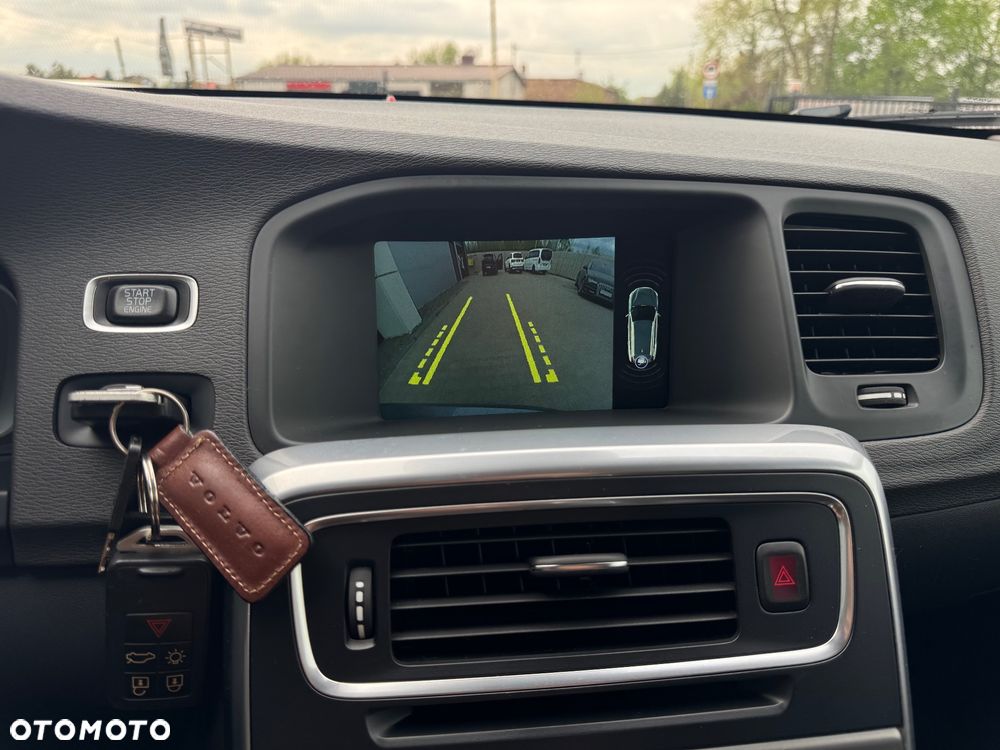 Volvo V60 D3 Drive-E Summum - 17
