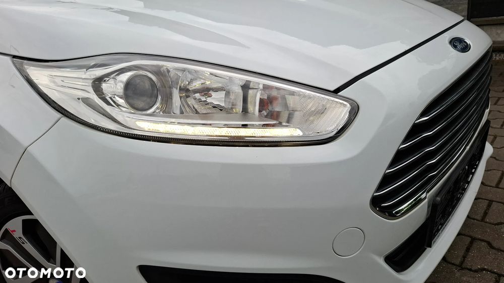 Ford Fiesta 1.25 Ambiente EU5 - 13