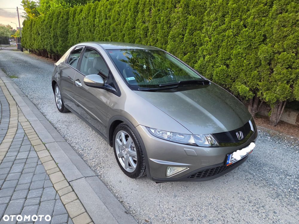 Honda Civic 1.8 Comfort - 3