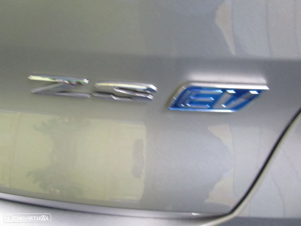 MG ZS Standard Luxury - 7