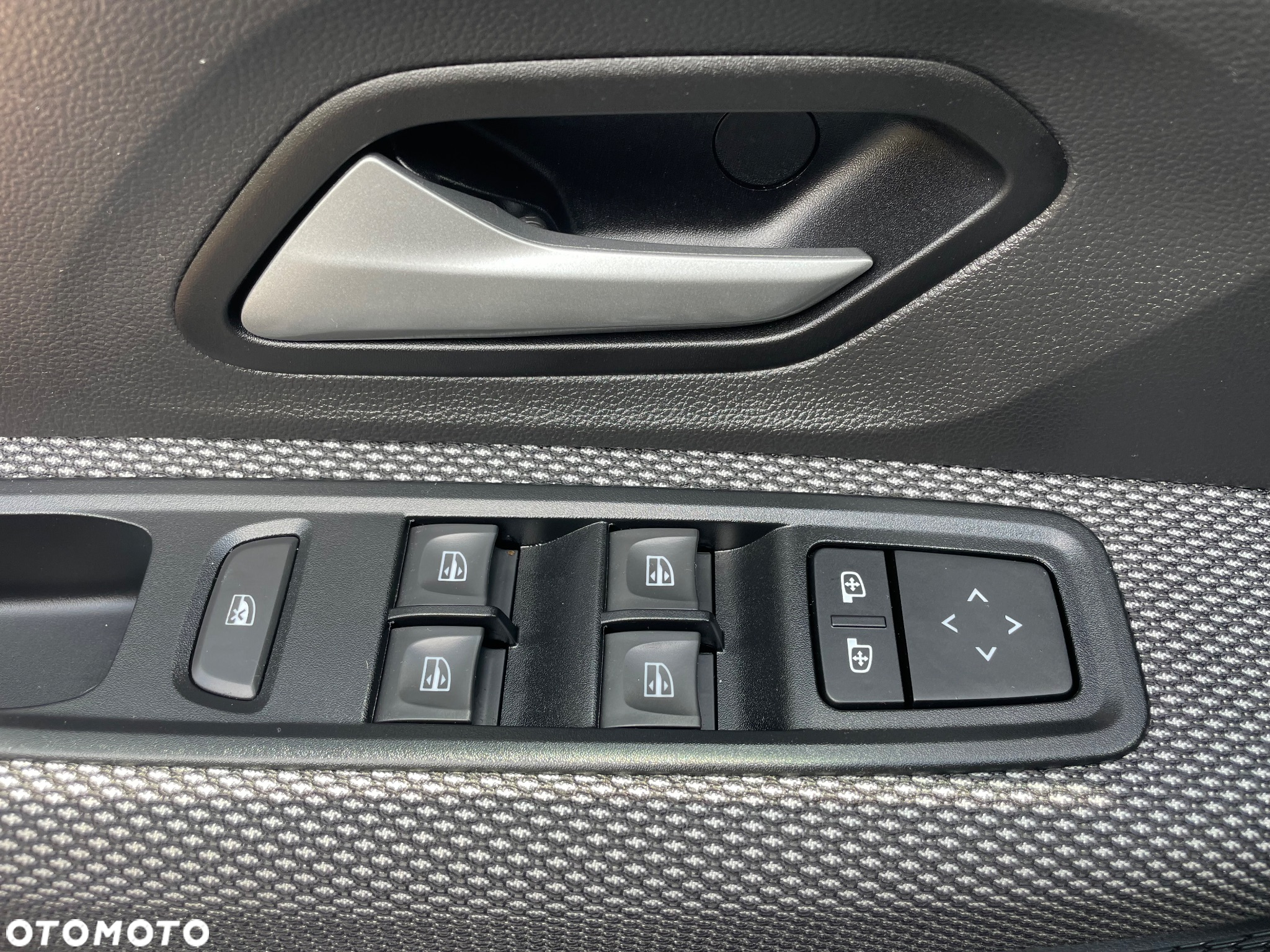 Dacia Sandero Stepway TCe 90 CVT Expression - 16