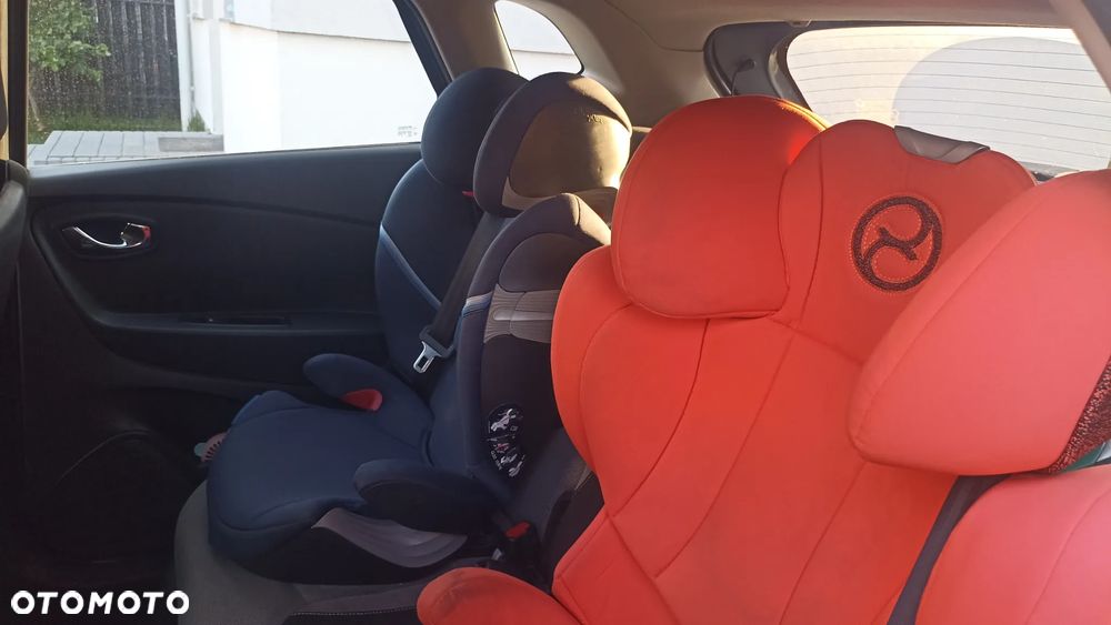 Renault Captur 1.2 TCe Intens EDC - 15