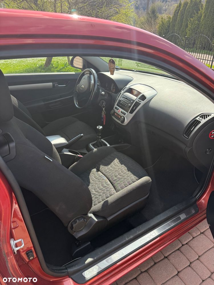 Kia Ceed 1.6 Optimum + - 7