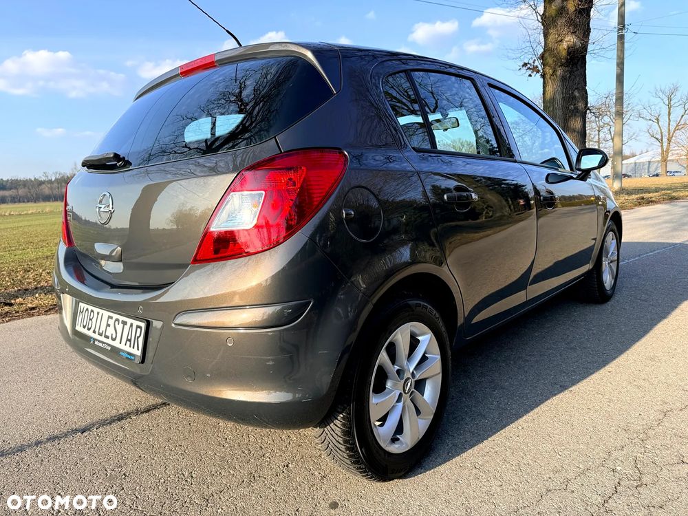 Opel Corsa - 33