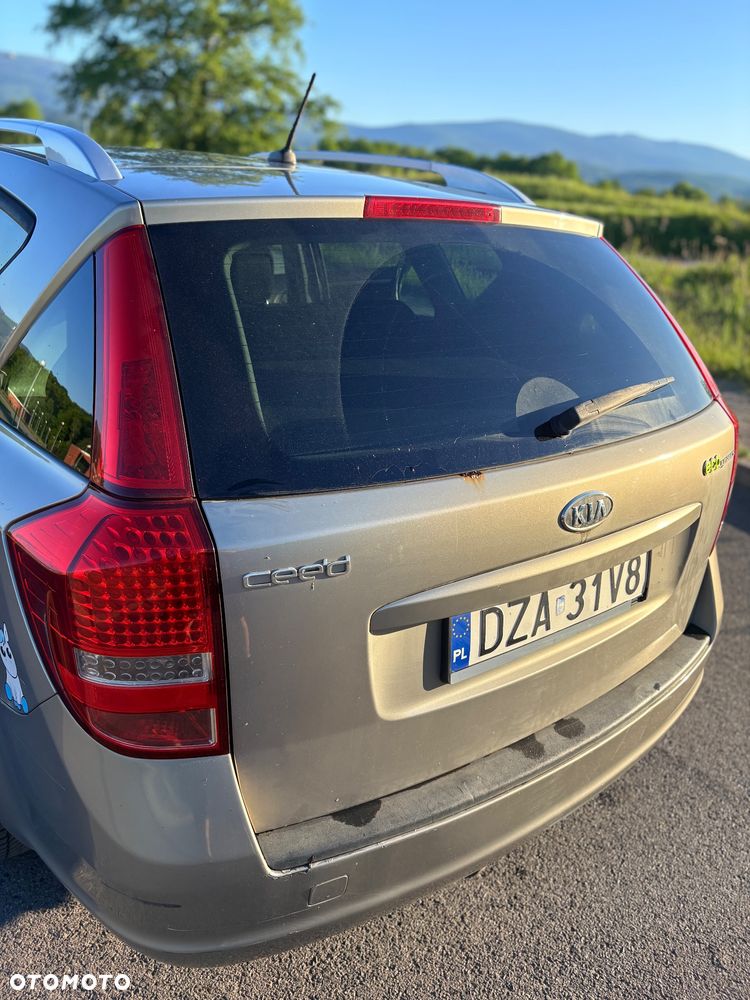 Kia Ceed 1.4 Comfort - 12