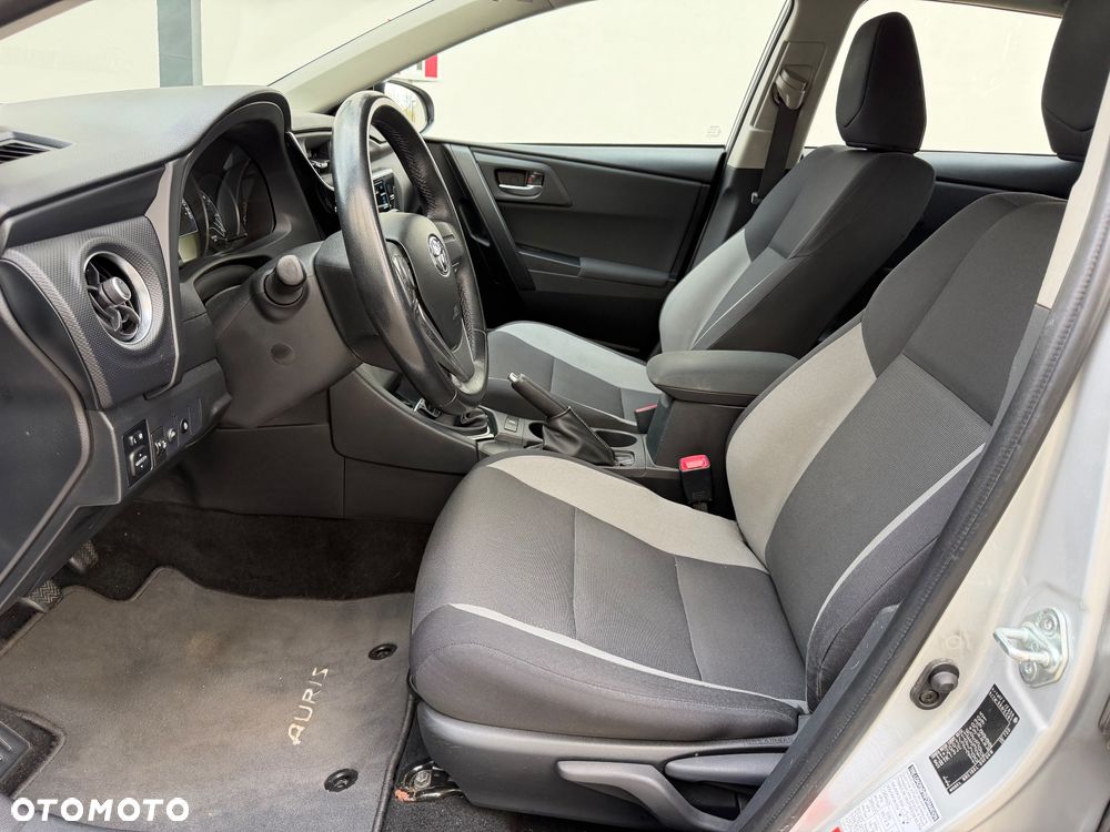 Toyota Auris 1.33 VVT-i Comfort - 8