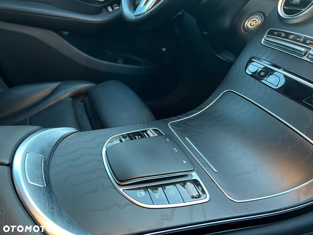 Mercedes-Benz GLC 200 d 4-Matic - 34