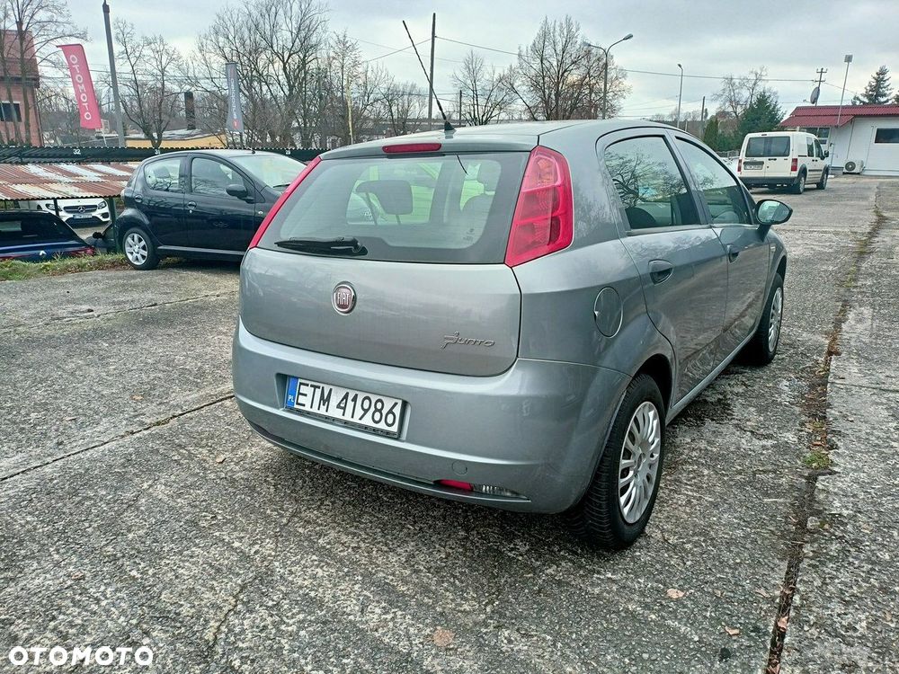 Fiat Grande Punto - 24
