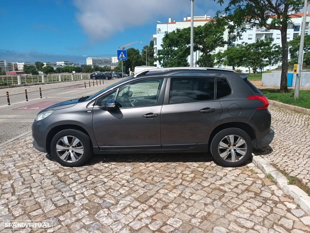 Peugeot 2008 1.6 BlueHDi Style - 2