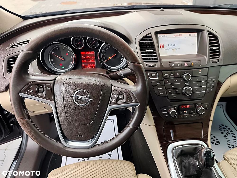 Opel Insignia 2.0 CDTI 4x4 Design Edition - 14