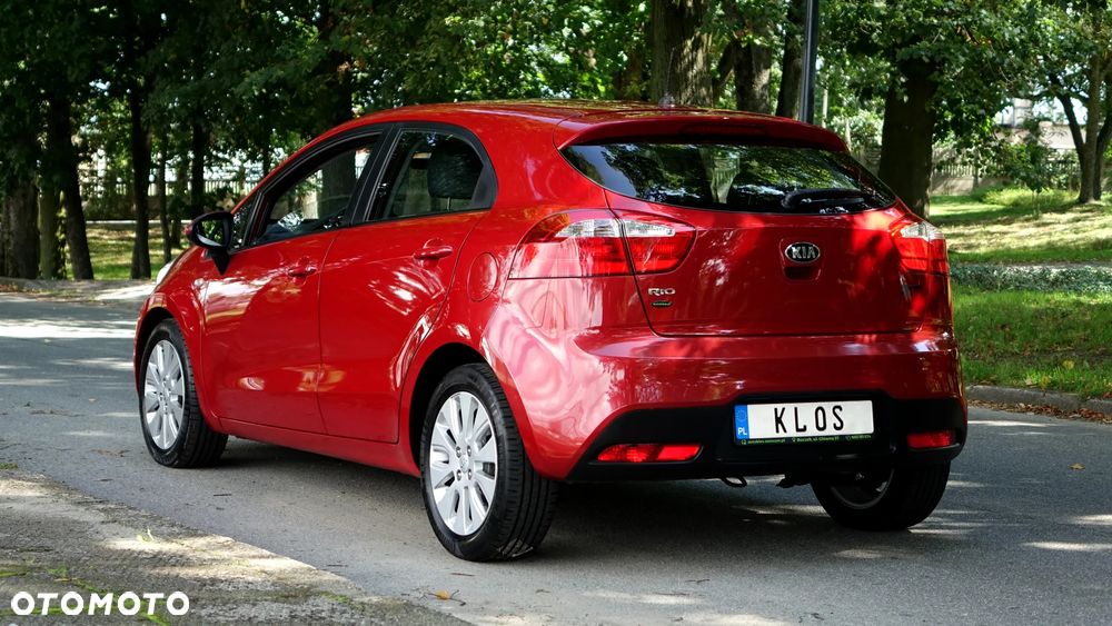 Kia Rio - 31