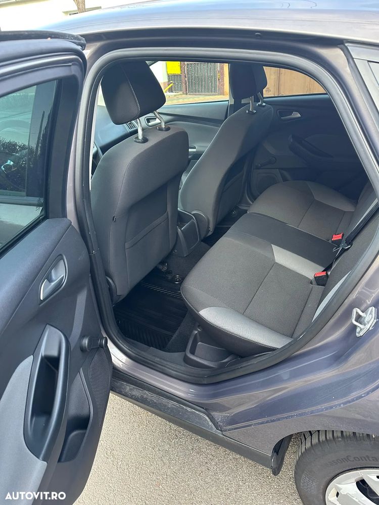 Ford Focus 2.0 TDCI DPF Aut. Titanium - 12