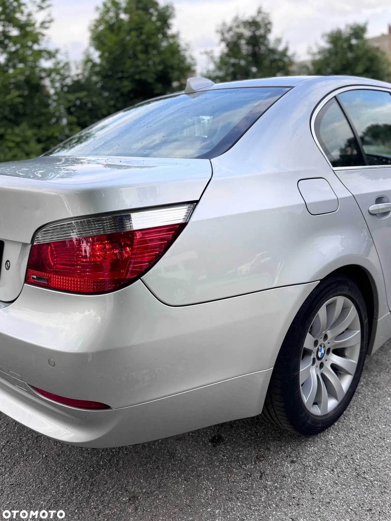 BMW Seria 5 530i - 5