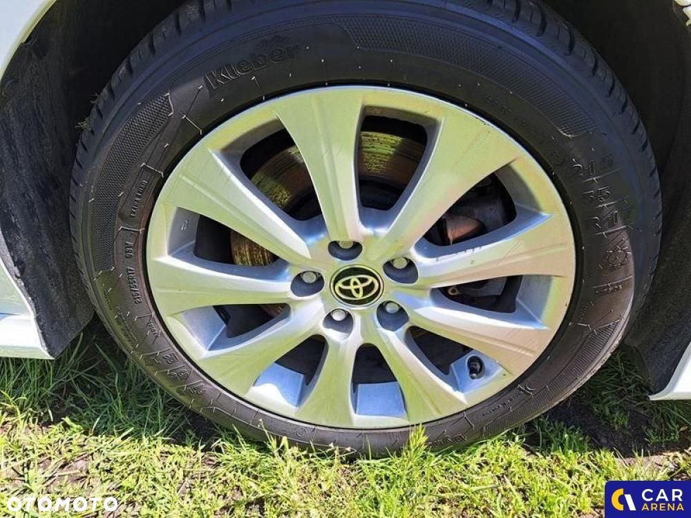 Toyota Camry - 15