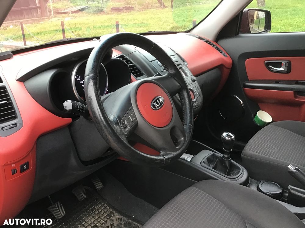 Kia Soul 1.6 CRDi Black Collection - 7