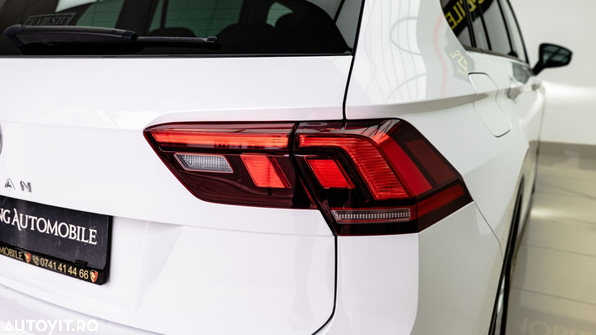 Volkswagen Tiguan 2.0 TDI DSG Life - 10
