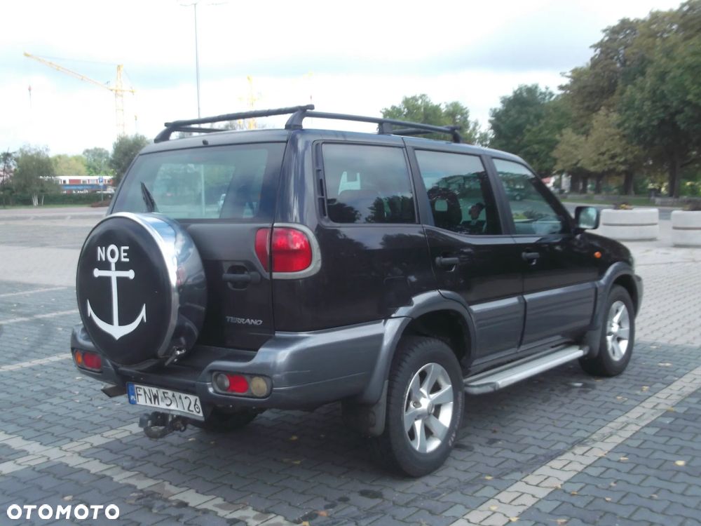 Nissan Terrano - 2