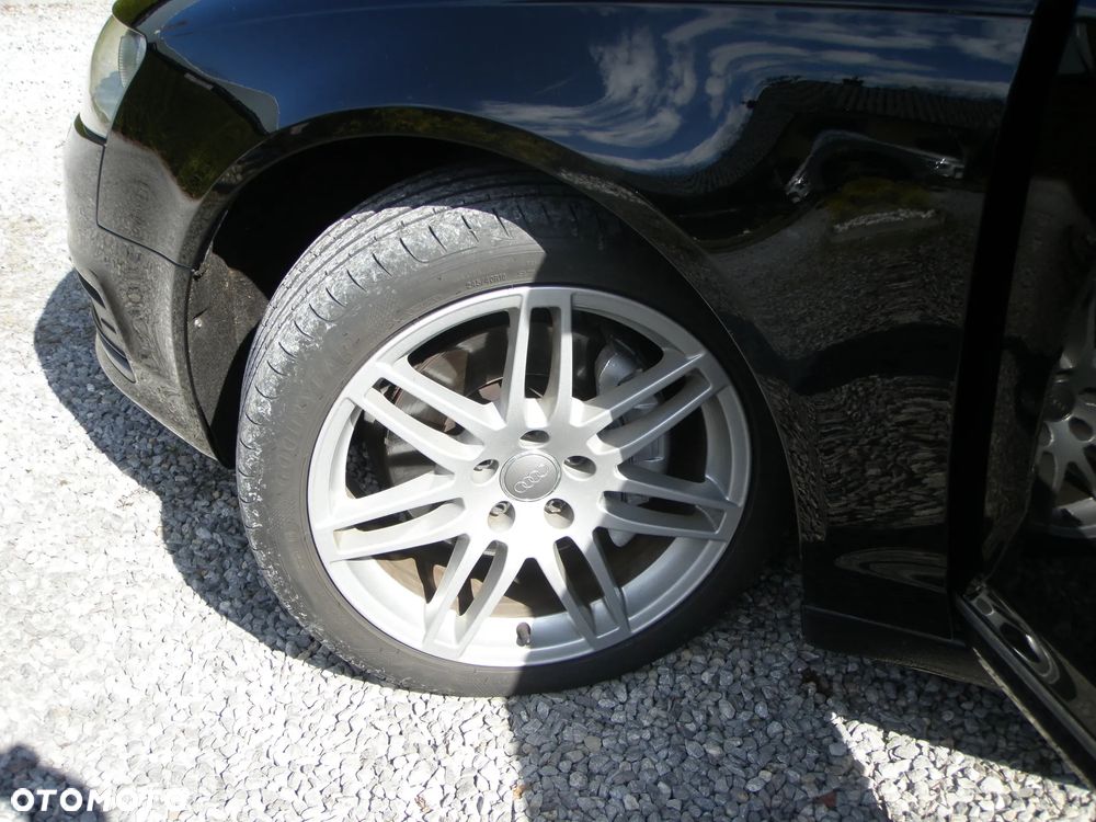 Audi A6 Avant 2.0 TDI - 26