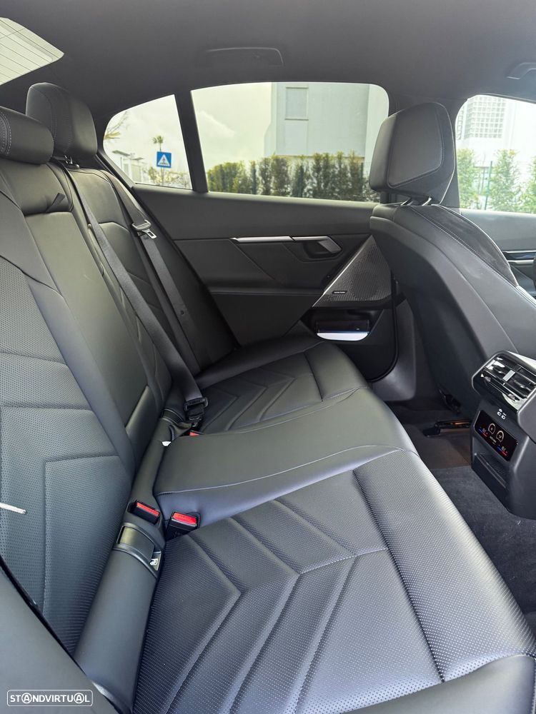 BMW i5 M60 xDrive Pack Desportivo M Pro - 6