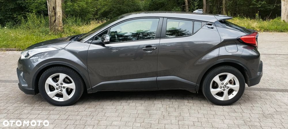 Toyota C-HR Business-Edition - 7
