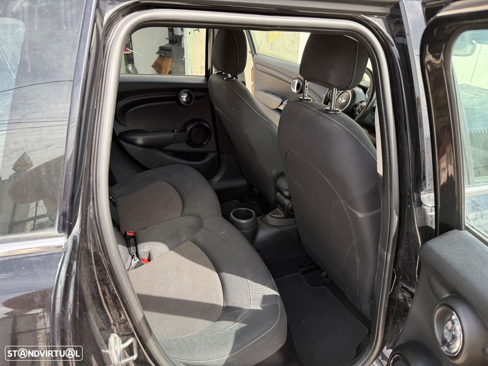 MINI 5 Portas One D - 19