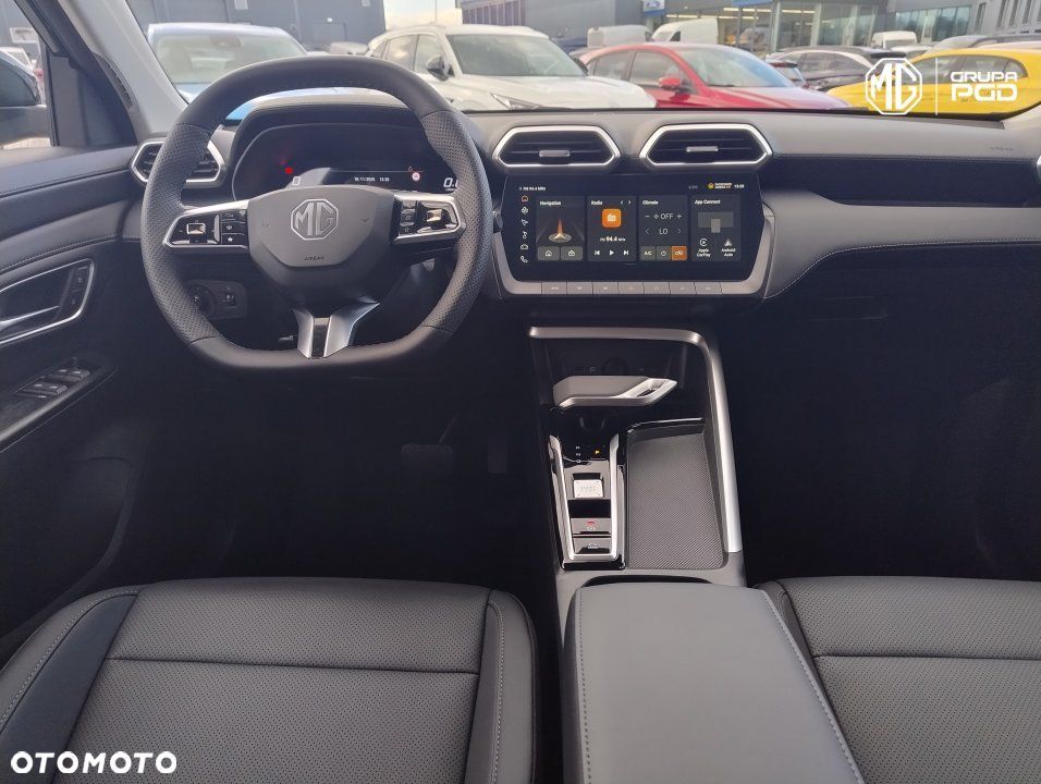 MG ZS Hybrid+ - 5