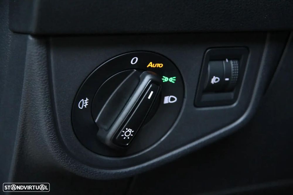 VW Taigo 1.0 TSI Urban - 8