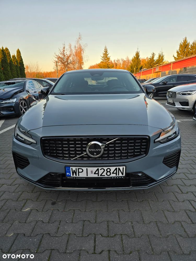 Volvo S60 T8 Recharge AWD Ultimate Dark - 3