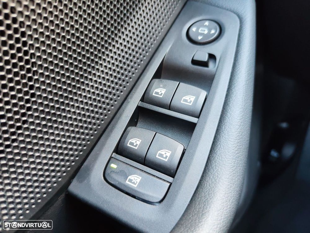 BMW 116 i Advantage - 24