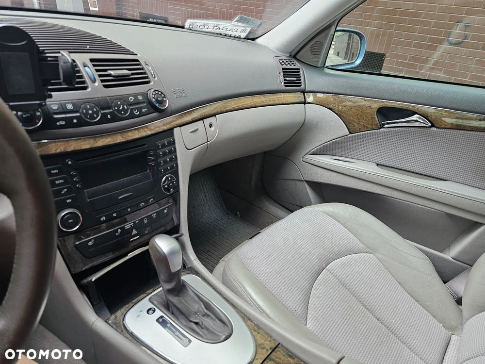 Mercedes-Benz Klasa E - 7