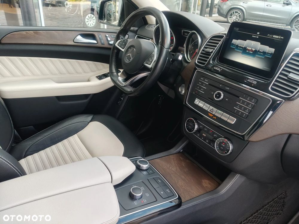 Mercedes-Benz GLE AMG Coupe 43 4-Matic - 22