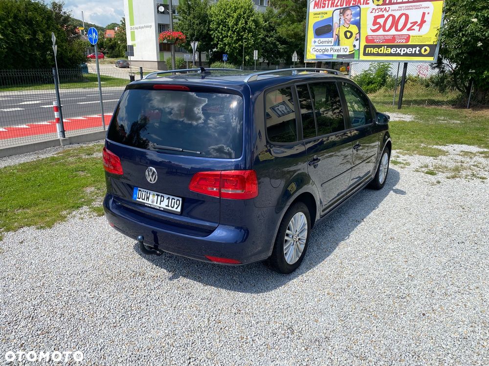 Volkswagen Touran 2.0 TDI DPF BlueMotion Technology Cup - 8
