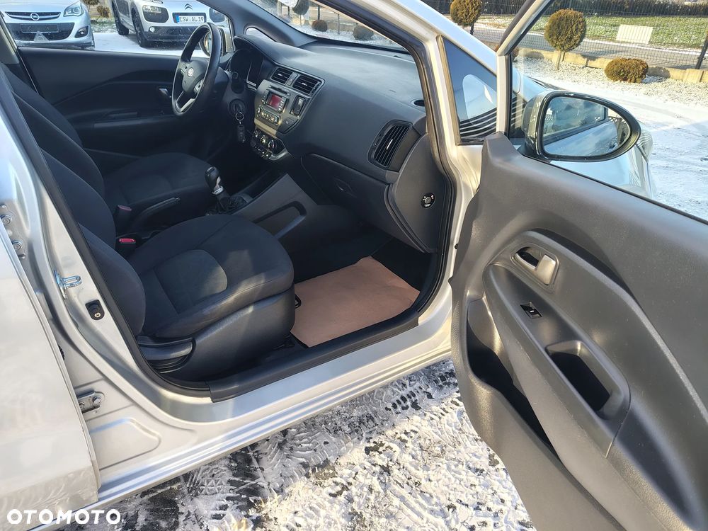 Kia Rio 1.4 Spirit - 12