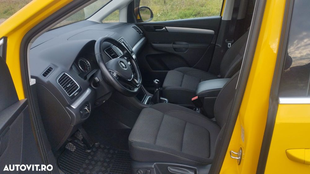 Volkswagen Sharan 2.0 TDI (BlueMotion Technology) Comfortline - 11