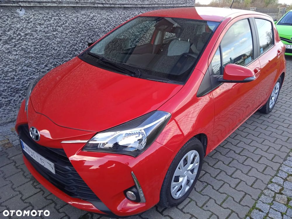 Toyota Yaris 1.5 Dynamic - 1