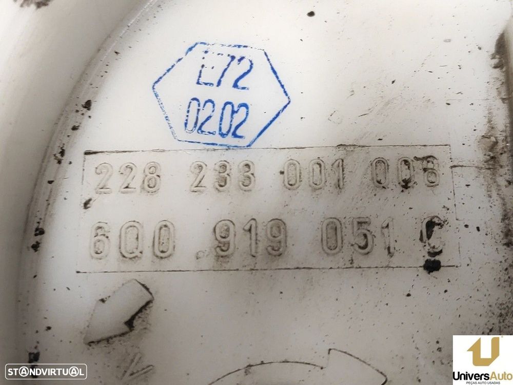 SENSOR DE COMBUSTÍVEL VOLKSWAGEN POLO 2002 -6Q0919051C - 1