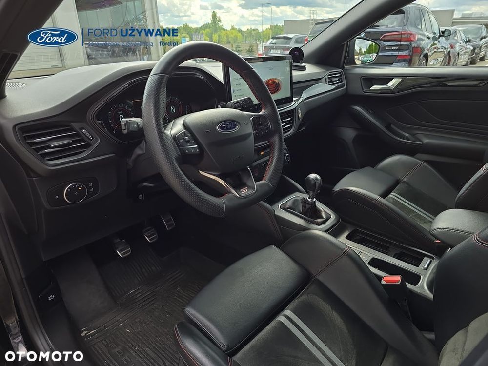 Ford Focus 2.3 EcoBoost ST X - 16