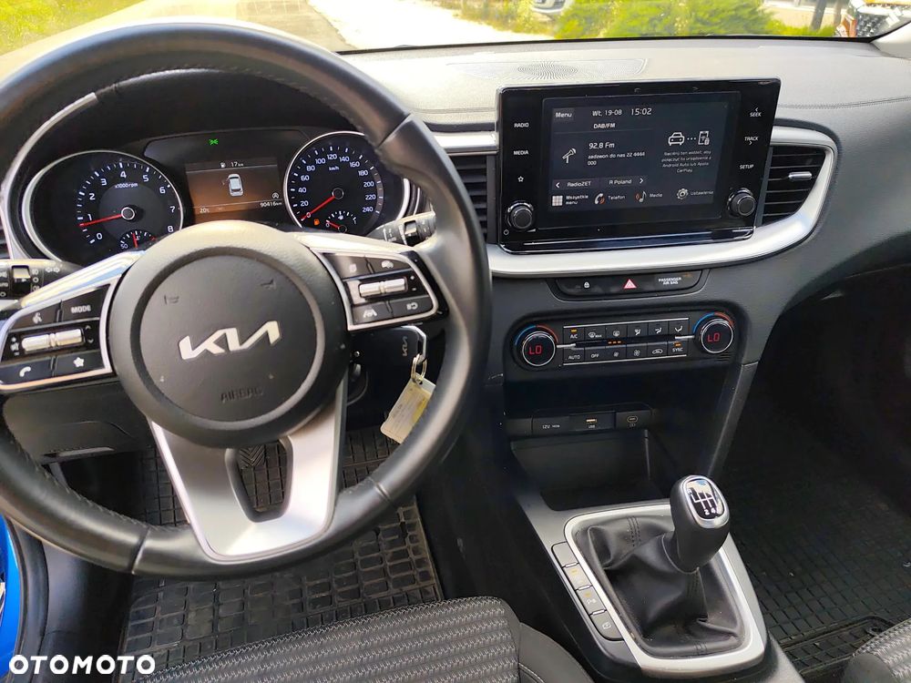 Kia Ceed 1.5 T-GDI M - 13