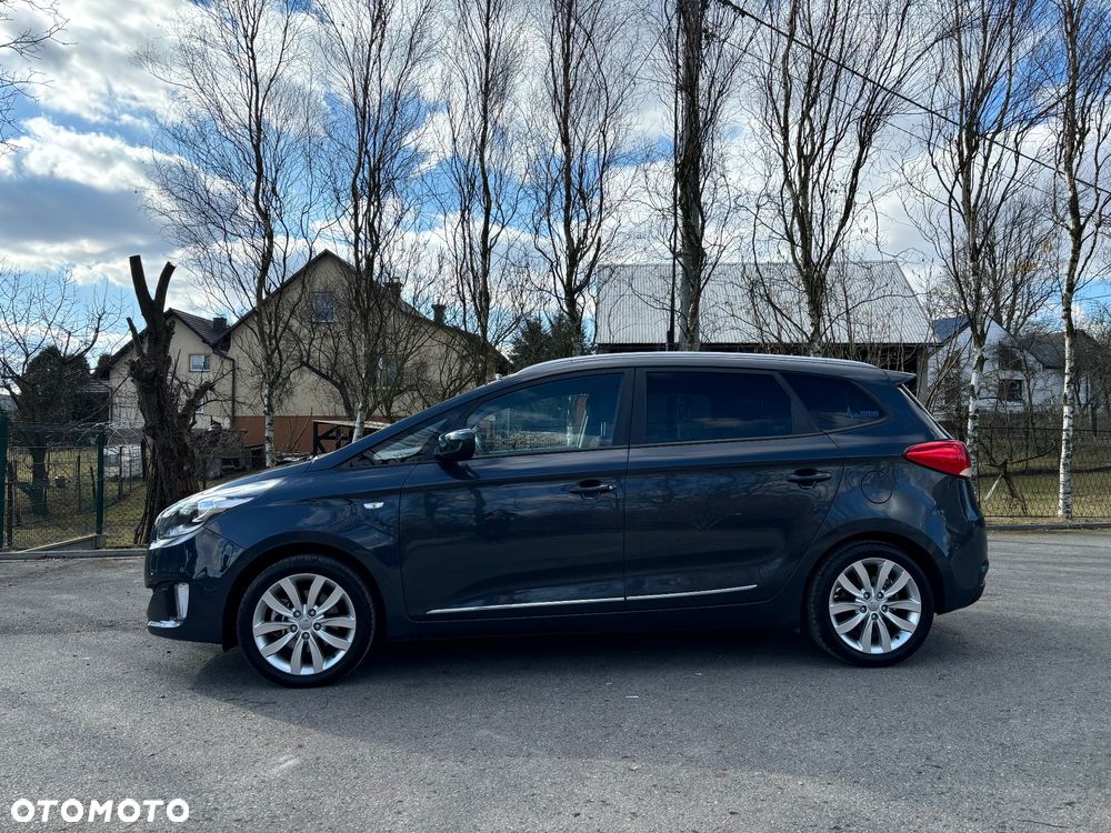 Kia Carens 1.6 GDI UEFA EURO 2016 - 11