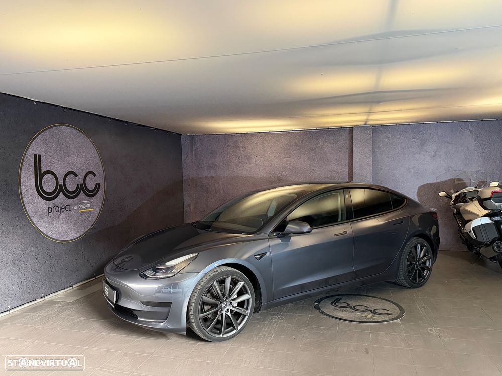 Tesla Model 3 Standard Range Plus RWD - 2