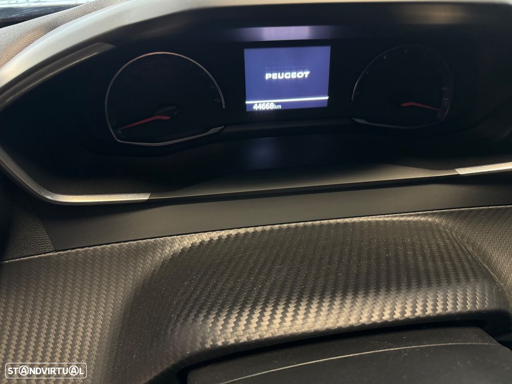 Peugeot 2008 1.2 PureTech Active Pack - 13