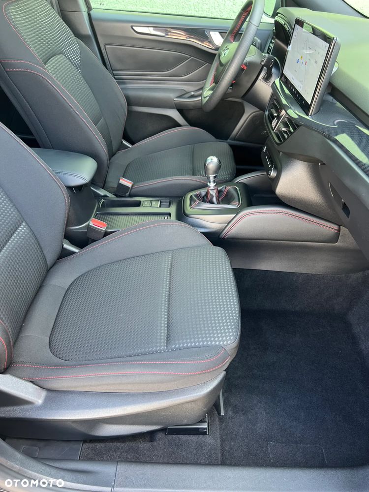 Ford Focus - 14