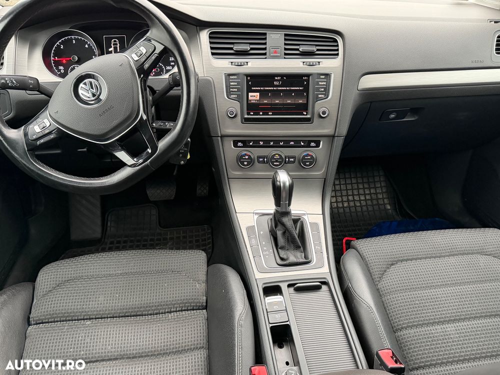 Volkswagen Golf 1.6 TDI DSG BMT Comfortline - 13