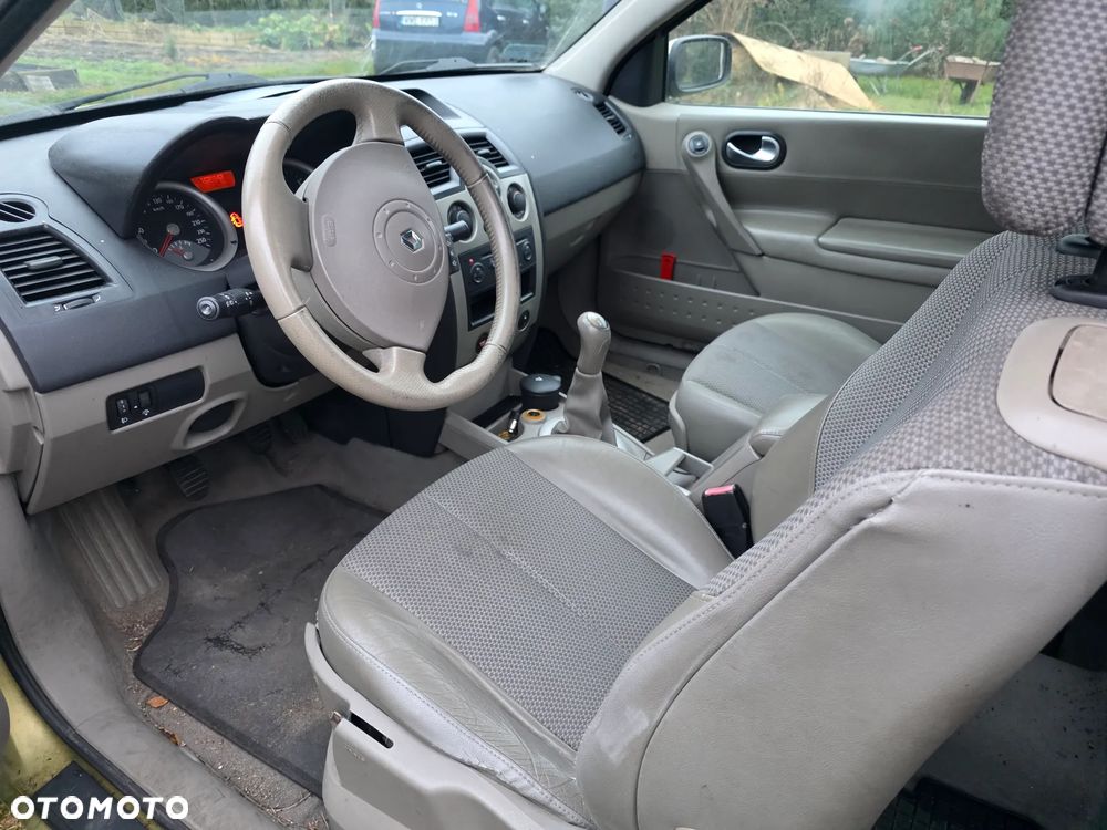 Renault Megane 1.6 RT 16V - 6