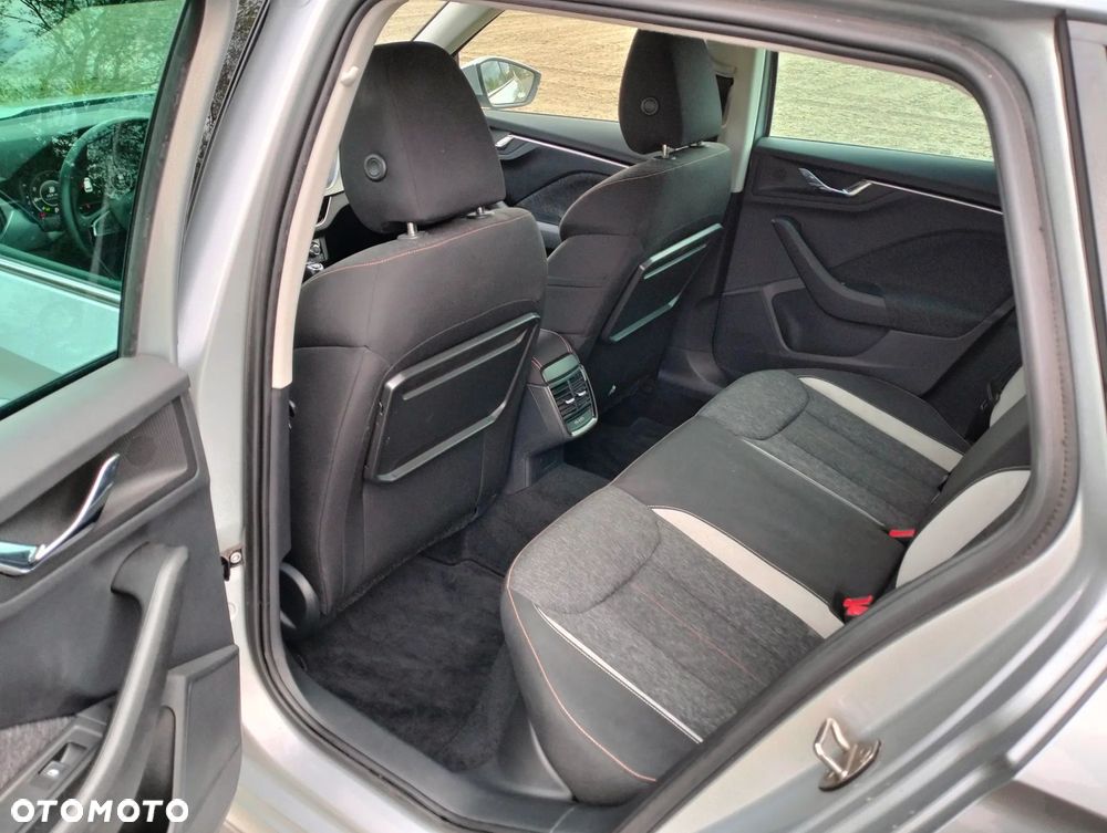 Skoda Kamiq 1.0 TSI Style DSG - 8