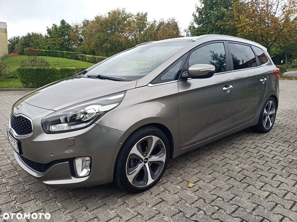 Kia Carens 1.7 CRDi 141 Dream-Team Edition - 2